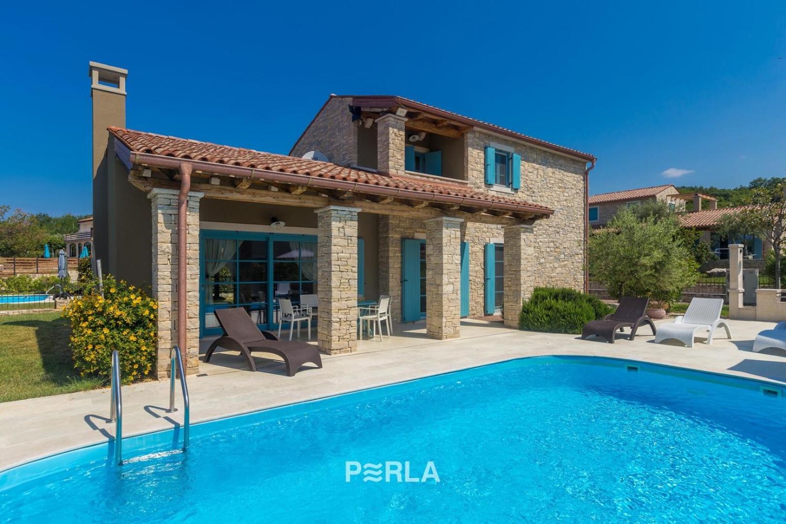 Charming Villa La Perla With Pool, Jacuzzi And Sea View Near Umag Exterior photo